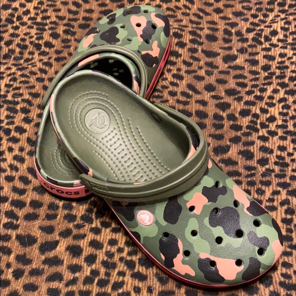 Crocs clogs